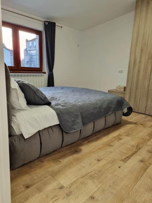 בוקרשט Cozy Apartment Near City Center מראה חיצוני תמונה