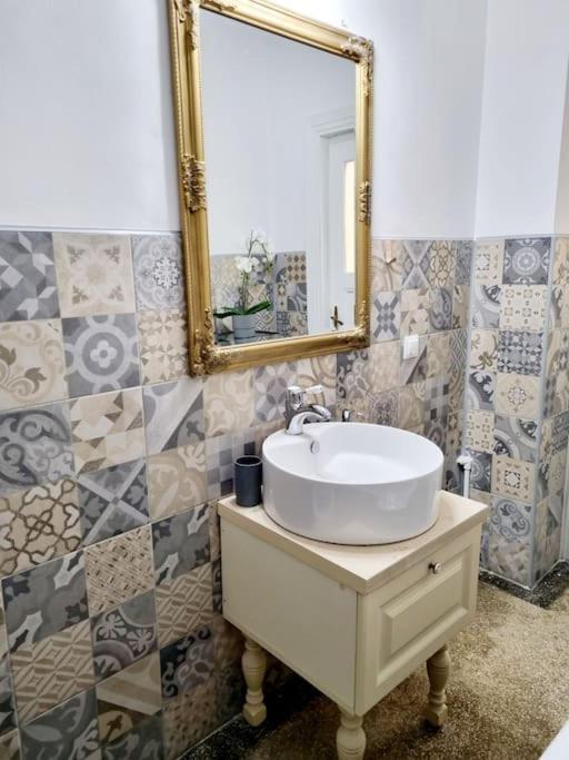 בוקרשט Cozy Apartment Near City Center מראה חיצוני תמונה