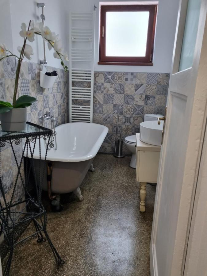 בוקרשט Cozy Apartment Near City Center מראה חיצוני תמונה